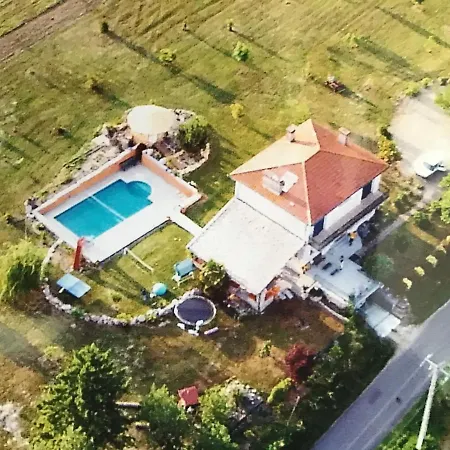 Leo Couette-café Xaintrailles